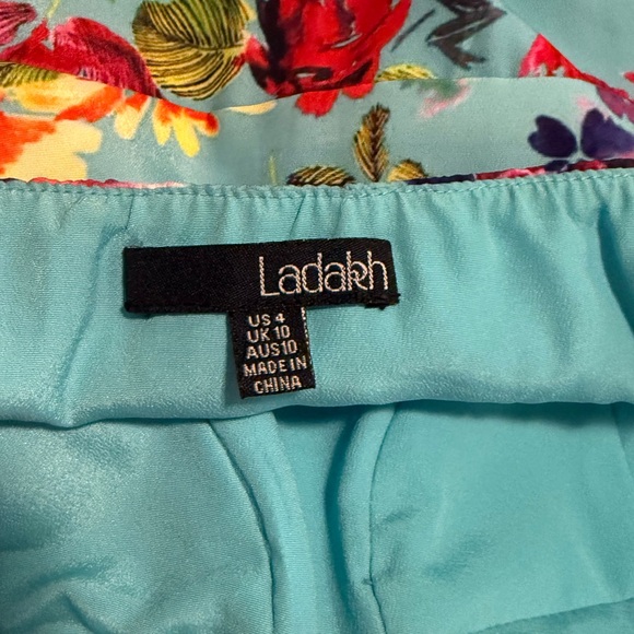 Ladakh Multicolor Floral Dress - Picture 3 of 3